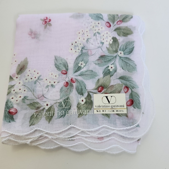 ❤️ Valentino Garavani Handkerchief Cotton Brandnew Authentic #10 💯Cotton - Picture 2 of 6